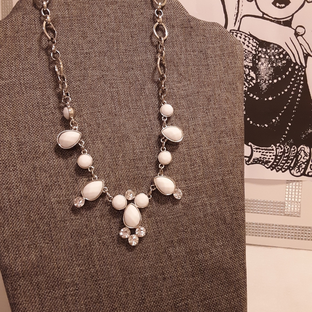 💎Charmin Charlie RSVP necklace